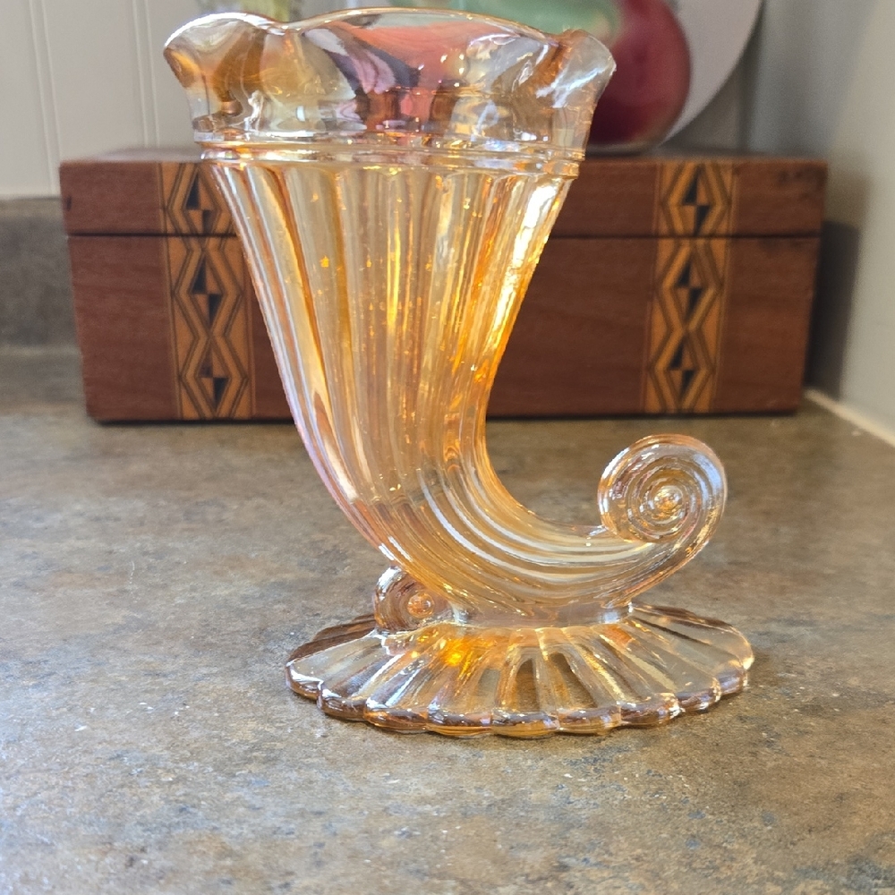 Vintage Carnival Glass Cornucopia Vase
